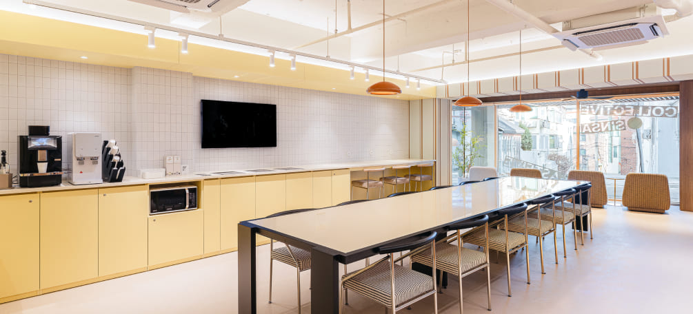 영감으로 가득 채운 신사 오피스