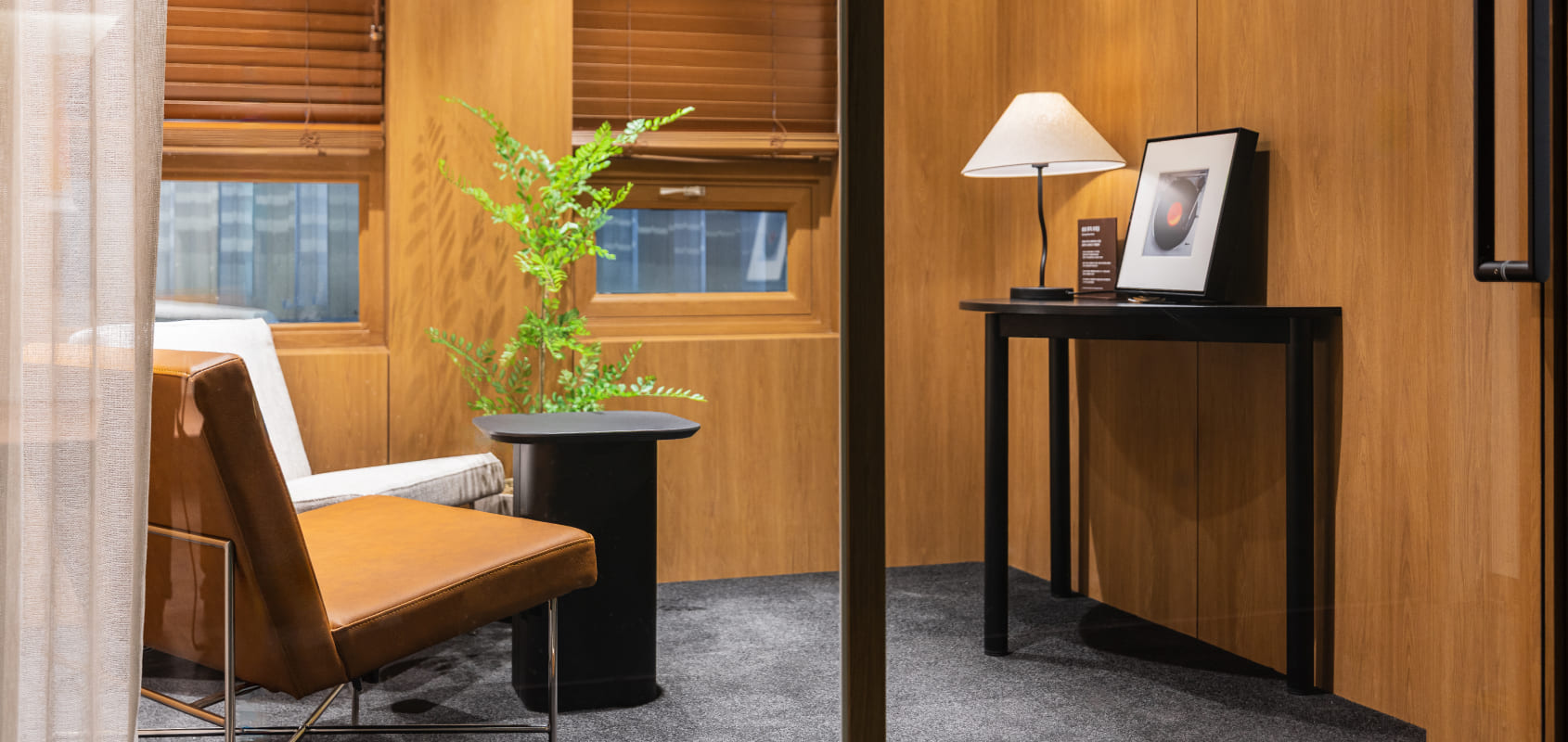 홍대아트살롱점