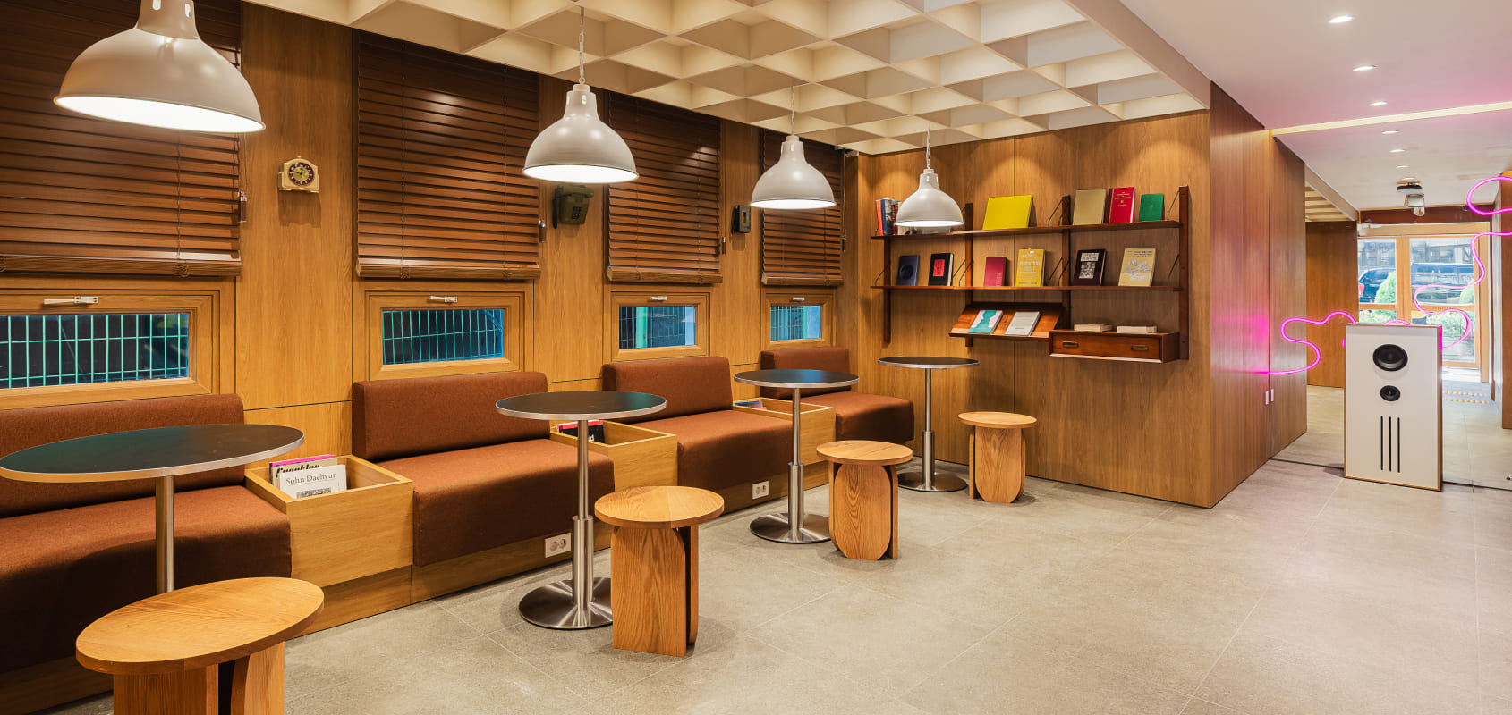 홍대아트살롱점