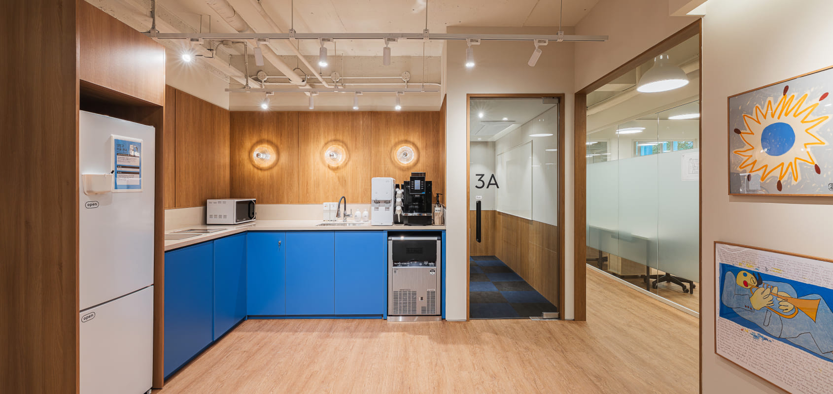 홍대아트살롱점